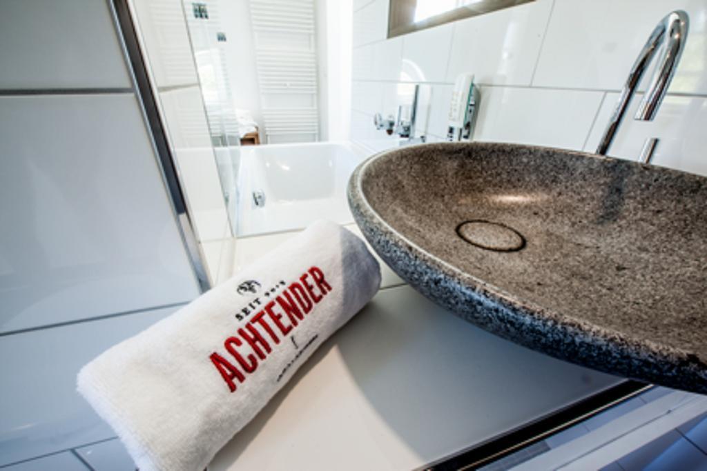 Achtender Metzingen  Chambre photo